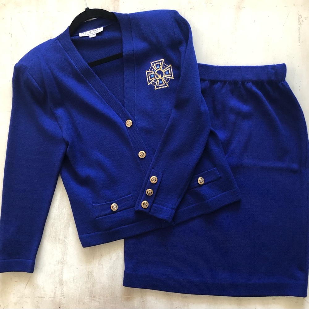 St. John Cobalt Blue V-Neck Cardigan pencil skirt two piece suit size medium - Picture 10 of 14